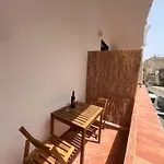 La Corte Di *
